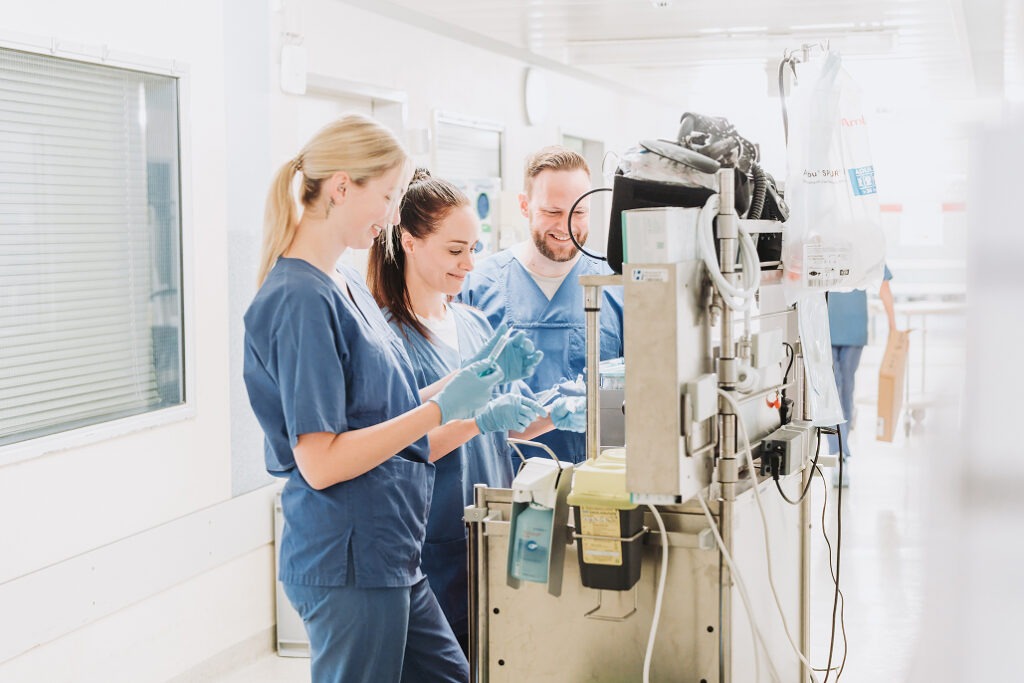 ZKOM-Aurich-Anaesthesiologie-Intensivmedizin-Notfallmedizin-Schmerztherapie-slider-03