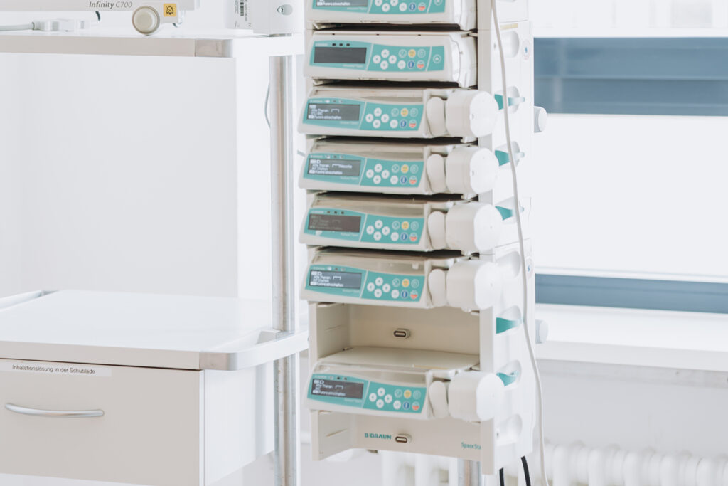 ZKOM-medizin-emden-Anaesthiese-Intensivmedizin-Notfallmedizin-Schmerztherapie-slider-02
