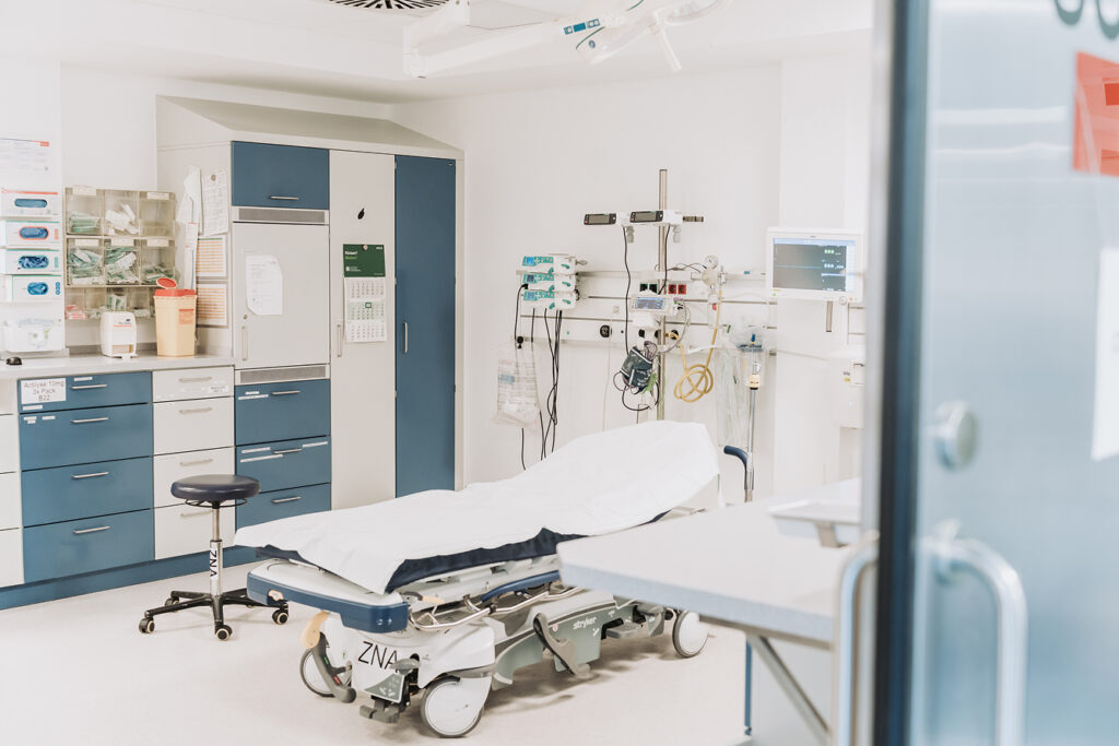 ZKOM-medizin-emden-zentrale-notaufnahme-slide-02