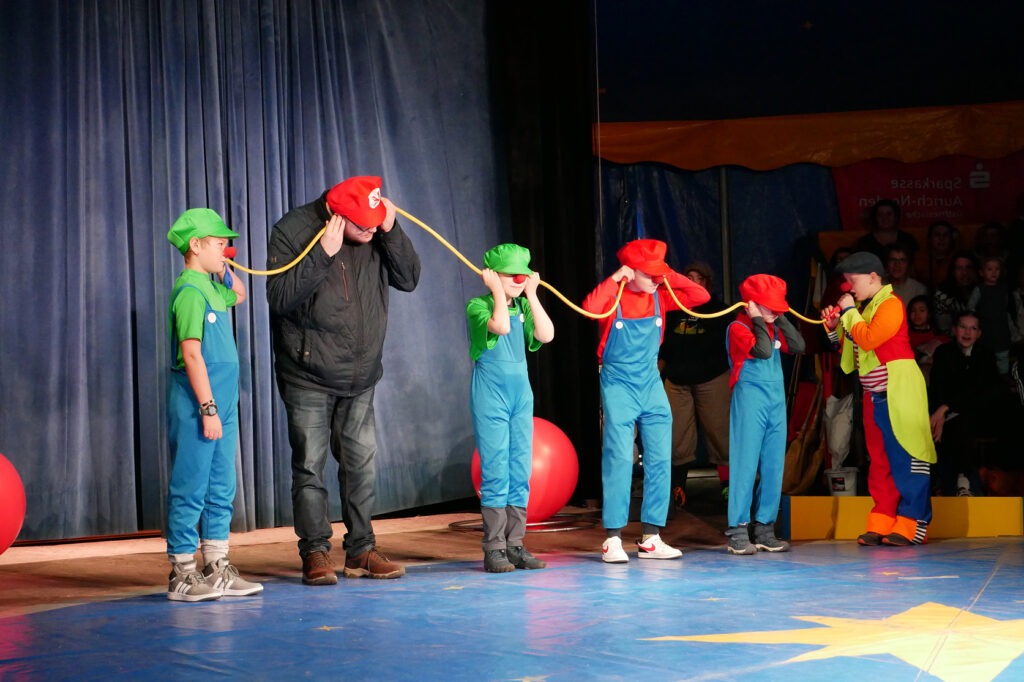 zkom-aurich-kinderambulanz-Circus-Tausendtraum-02