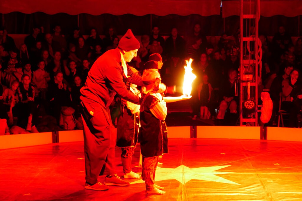 zkom-aurich-kinderambulanz-Circus-Tausendtraum-03