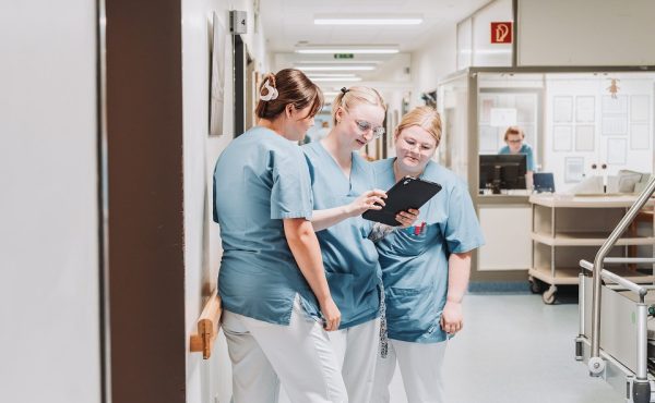 zkom-neuigkeiten-internationalertagderpflege-2025